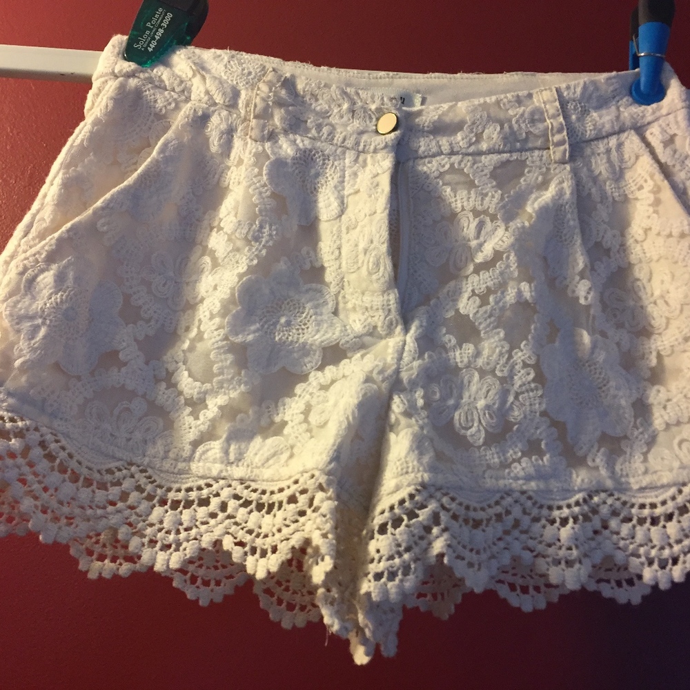 Cream colored lace detailed shorts
